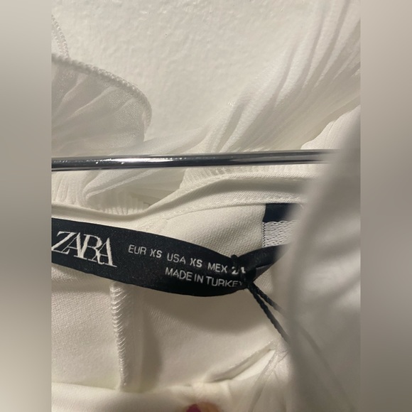 ZARA NEW WOMAN PLEATED RUFFLES MINI DRESS WHITE Size XS REF. 1971/084 - Picture 5 of 6